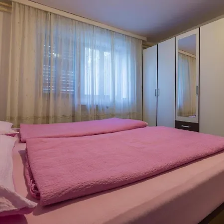 Ferienwohnung Fuer 6 Personen Ca 92 Qm In Crikvenica, Kvarner Bucht Und Umgebung Apartament *