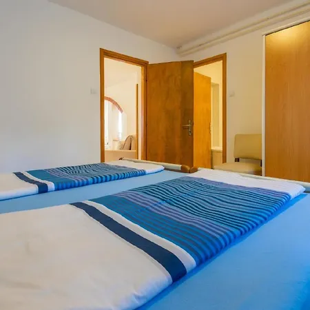 Apartament Ferienwohnung Fuer 6 Personen Ca 92 Qm In Crikvenica, Kvarner Bucht Und Umgebung